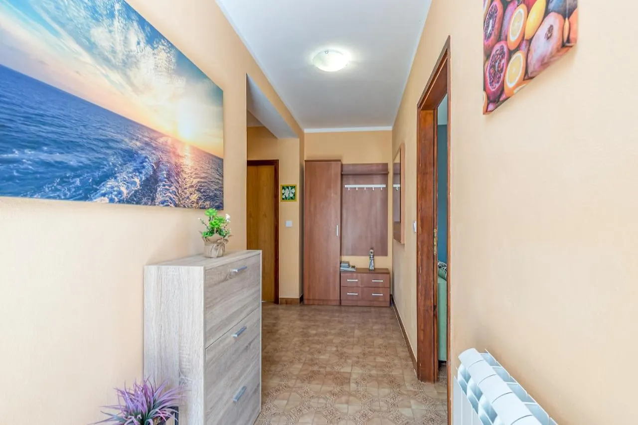 Apartment Mirijana Tar-Vabriga Croatia