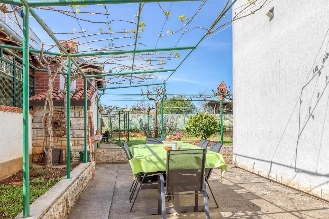 Apartment Mirijana Tar-Vabriga
