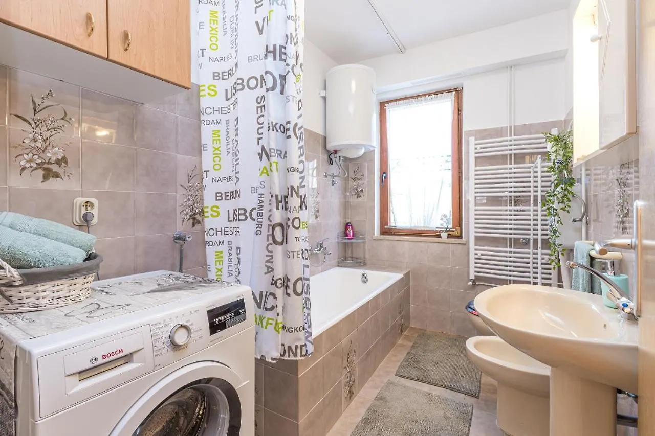 Apartment Mirijana Tar-Vabriga